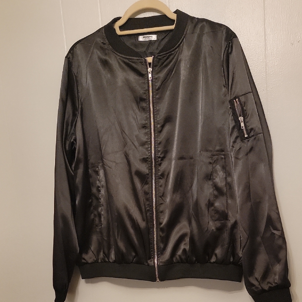 Zeagoo Glossy Black Bomber Jacket XL